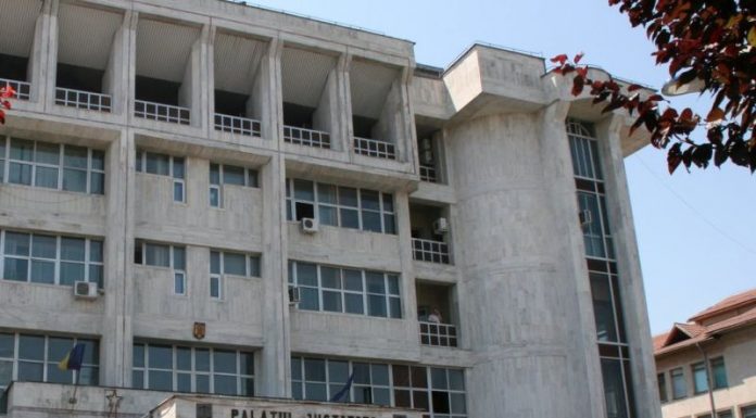 Încă o pensionare la Tribunalul Gorj