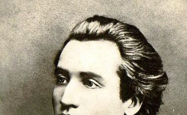 Mihai Eminescu, la cei 174 de ani de la naşterea sa – „Dacă Mihai Eminescu a fost combătut de unii critici, aceasta s-a întâmplat nu că nu a fost înţeles, ci tocmai pentru că s-a înţeles prea bine că devine o primejdie pentru doctrinele artificiale”!