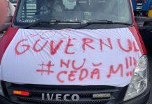 Transportatorii din Gorj continuă protestele