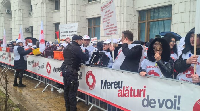 Angajații din sănătate, protest la Ministerul Finanțelor