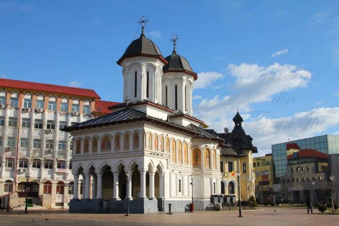 578.Catedrala_Domneasc_din_T_rgu_Jiu_2