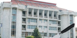 6 ani și 10 luni de închisoare pentru femeia din Motru care și-a omorât soțul cu un cuțit