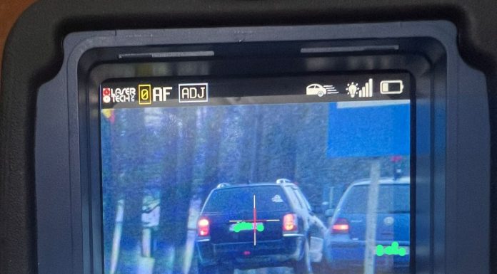 A rămas fără permis după ce a fost prins conducând cu 129 km/oră