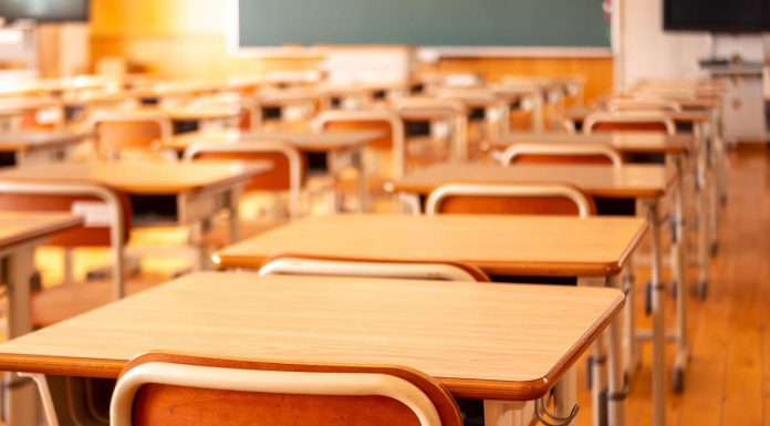 Mai multe unități de învățământ din Gorj vor începe anul școlar fără autorizație de securitate la incendiu