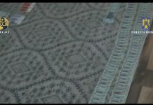 VIDEO: Percheziții în Gorj. Reținuți pentru trafic de persoane