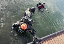 FOTO/VIDEO, Lacul Sâmbotin: Exerciții de salvare în ape înghețate