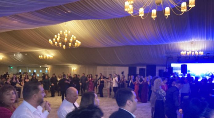 Revelionul Artiștilor – petrecere de neuitat cu sute de participanți!