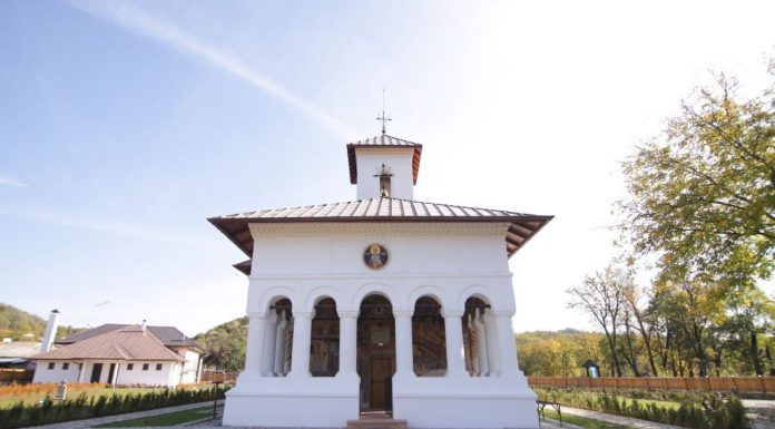 Tehnologie modernă la biserica din Glogova, restaurată cu fonduri europene