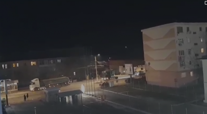 VIDEO, Târgu Jiu, acum: Zeci de camioane se îndreaptă spre centru