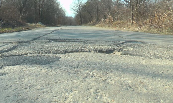 Un nou drum județean va fi modernizat pe bani europeni