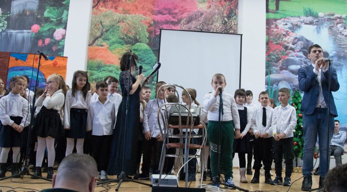 Elevii din Mătăsari l-au sărbătorit pe Mihai Eminescu