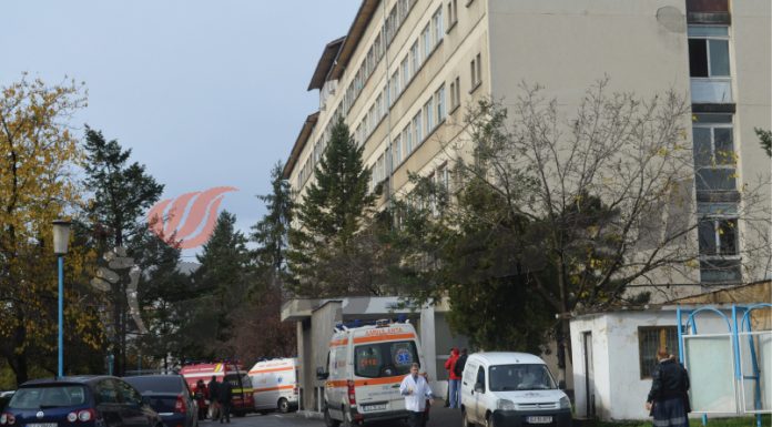 Spitalul Județean își asigură ambulanțele