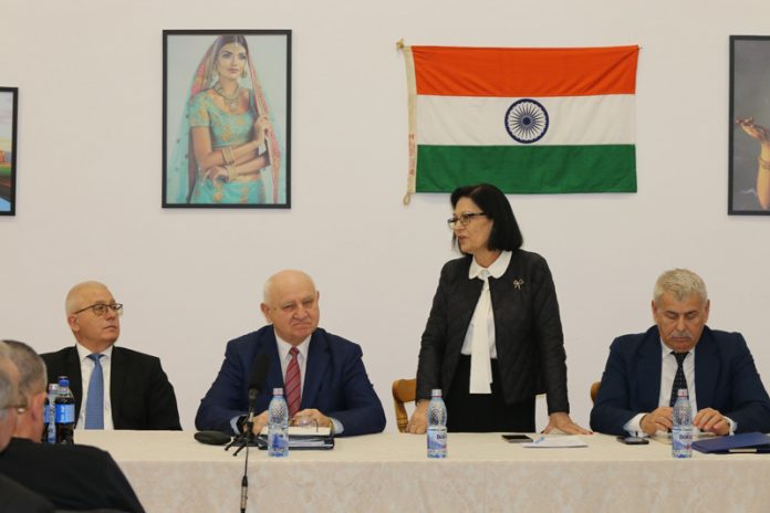 3cc53170-b5dc-4e8d-a161-23bfb98a90a2