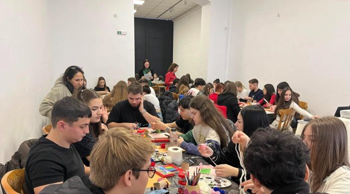 Interes pentru atelierul de mărțișoare de la Muzeul Județean