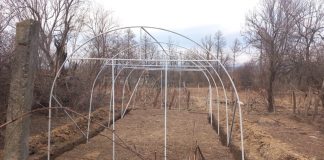 Solarii construite gratuit pentru trei familii din Câlnic