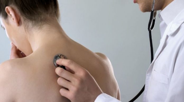 Zeci de pacienți internați cu gripă și pneumonie