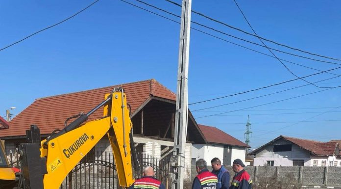 Echipele Aparegio fac debranșări pe trei străzi din Târgu Jiu