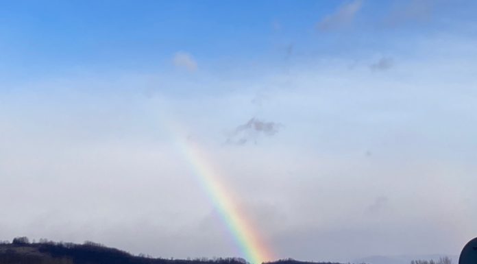 Iarnă grea la munte! Curcubeu în plin viscol!