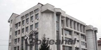 Judecat pentru ultraj, după ce, beat fiind, a agresat trei polițiști în curtea spitalului și în sediul poliției!