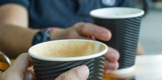 A vrut să bea o cafea, dar s-a ales cu o nouă condamnare