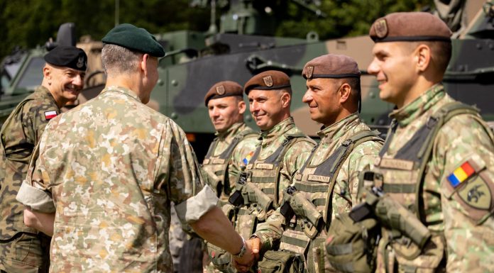 Instruirea populației în caz de război. Întâlnire a parlamentarilor cu reprezentanții MApN