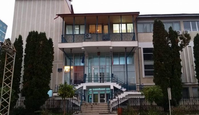 judecatoria-carbunesti