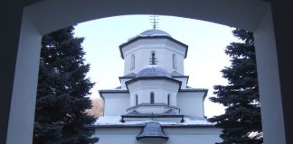 Repere spirituale – MĂNĂSTIREA TISMANA ÎN CUMPĂNA IERNII
