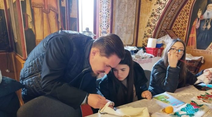 Mărțișoare confecționate în biserică