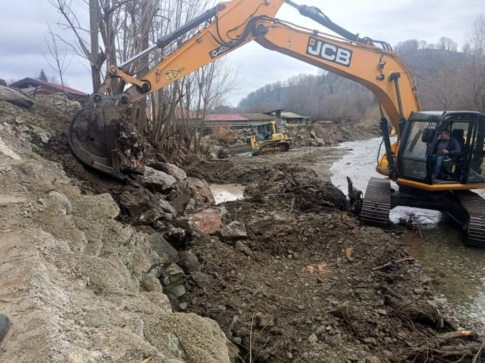 SGA Gorj, lucrări de decolmatare a râului Motru