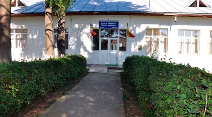 Dotări de 600.000 lei pentru școlile din Bengești-Ciocadia