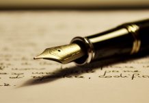 Din spatele oglinzii la „Bomba de râs” a lui David Valentin