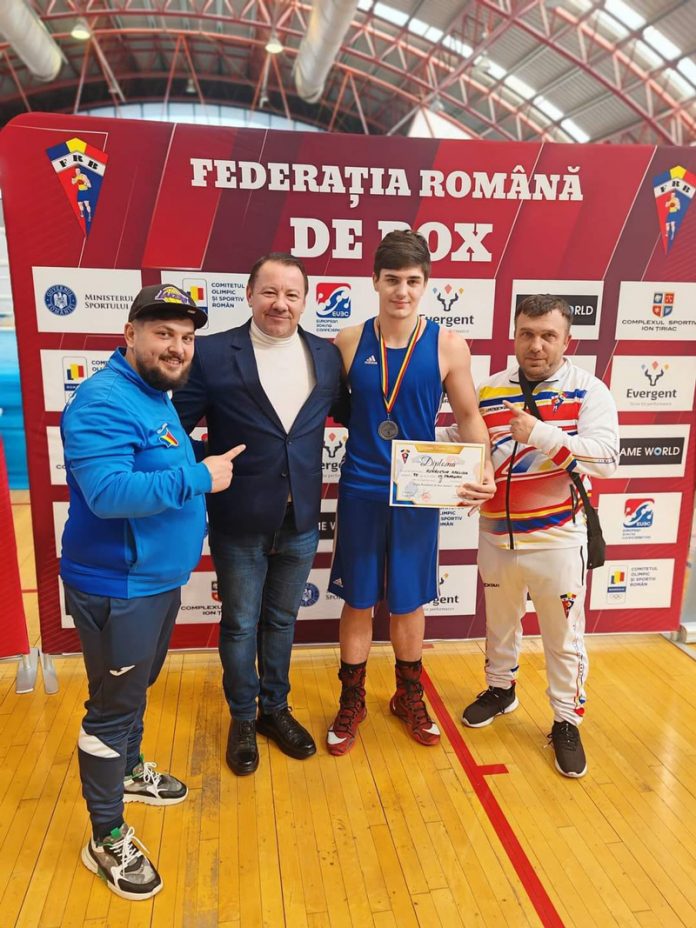 Amelian Istrătescu, argint la Severin