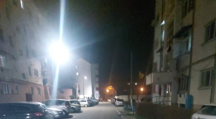 Târgu Jiu: Iluminat modern în cartierul Lotrului
