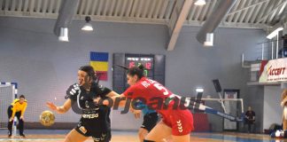 Ne-au bătut de la 7 metri. Handbalistele, răpuse la Zalău