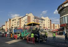 A fost asfaltat primul tronson de pe strada Victoriei