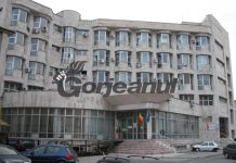 Opt autovehicule, scoase la vânzare prin licitație de Finanțele din Gorj