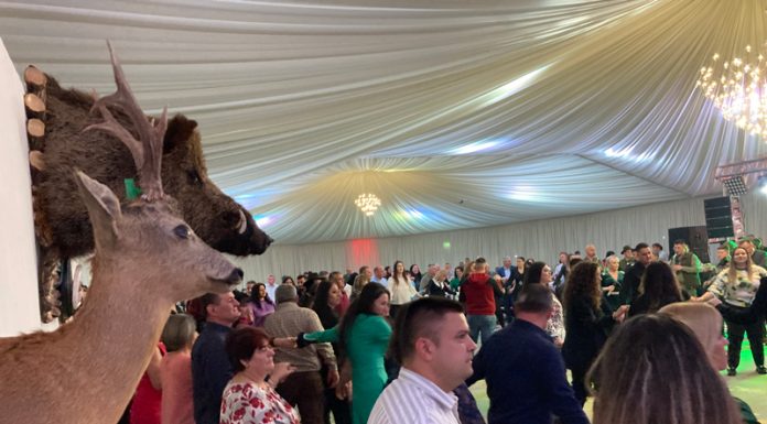 Balul vânătorilor, petrecere cu sute de participanți din toată țara!