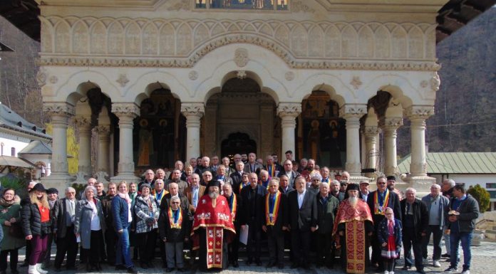 La Mănăstirea Lainici a avut loc comemorarea a 67 ani de la trecerea în eternitate a marelui sculptor Constantin Brâncuşi