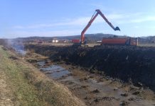 Pârâu aproape dispărut. Decolmatare la Lupoaia