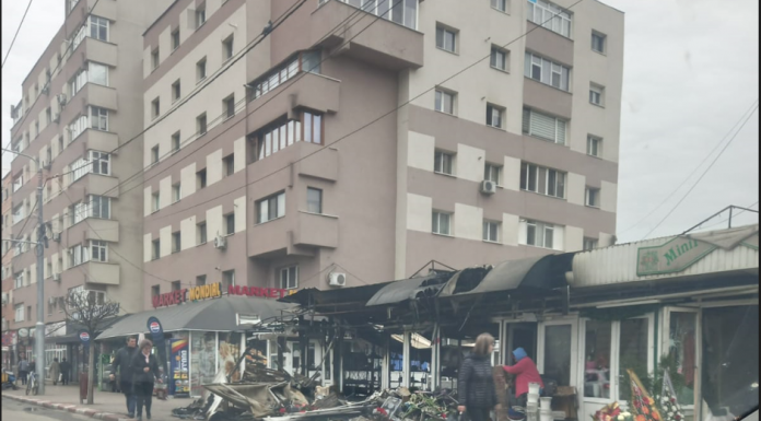 Târgu Jiu: Cauza probabilă a incendiului de azi-noapte. Șase florării au fost cuprinse de flăcări