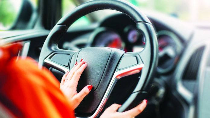 Turburea: Femeie izbită cu capul de volan de propriul soț