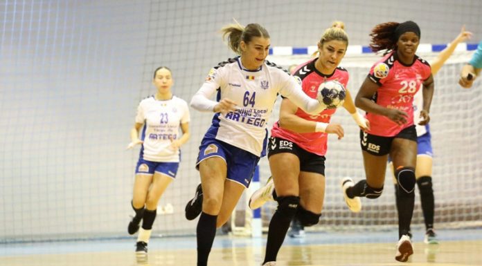 Echipa de handbal joacă miercuri pe teren propriu