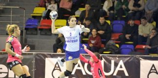 Câștigă și au sărbători liniștite. Handbalistele joacă miercuri pe teren propriu