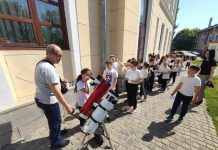 Zeci de elevi, la atelierul de astronomie, de la Muzeul Județean