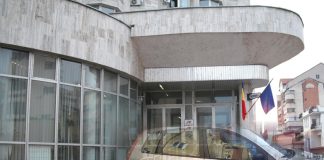 Două autoturisme, scoase la licitație de Fisc la prețuri de numai câteva mii de lei