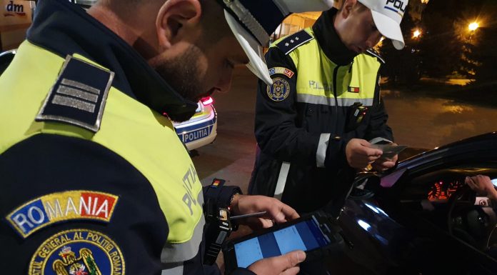 Aplicația eDAC, folosită de polițiștii gorjeni pentru verificarea documentelor de identitate