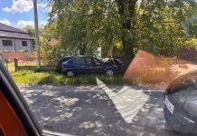 FOTO: Accident la Drăgoieni