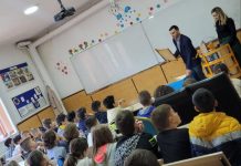 ,,O ZI ÎN LUMEA ALBINELOR’’ – în unităţile şcolare din Tg. Jiu