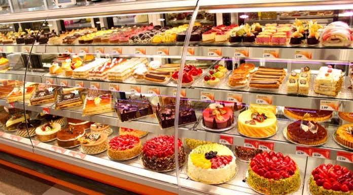 Laboratoare de cofetărie-patiserie din Gorj, amendate. Un restaurant a fost închis