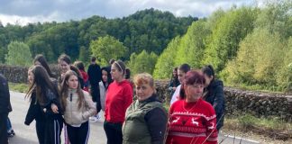 Săptămâna Verde, la Roșia de Amaradia. S-au plantat 600 de puieți de frasin, paltin și gorun